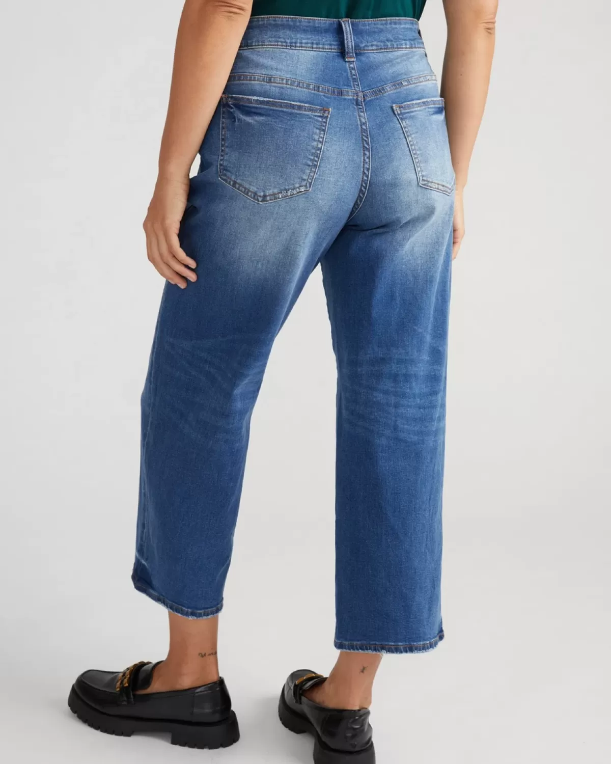 Bae Boyfriend Crop Jeans>Universal Standard Sale