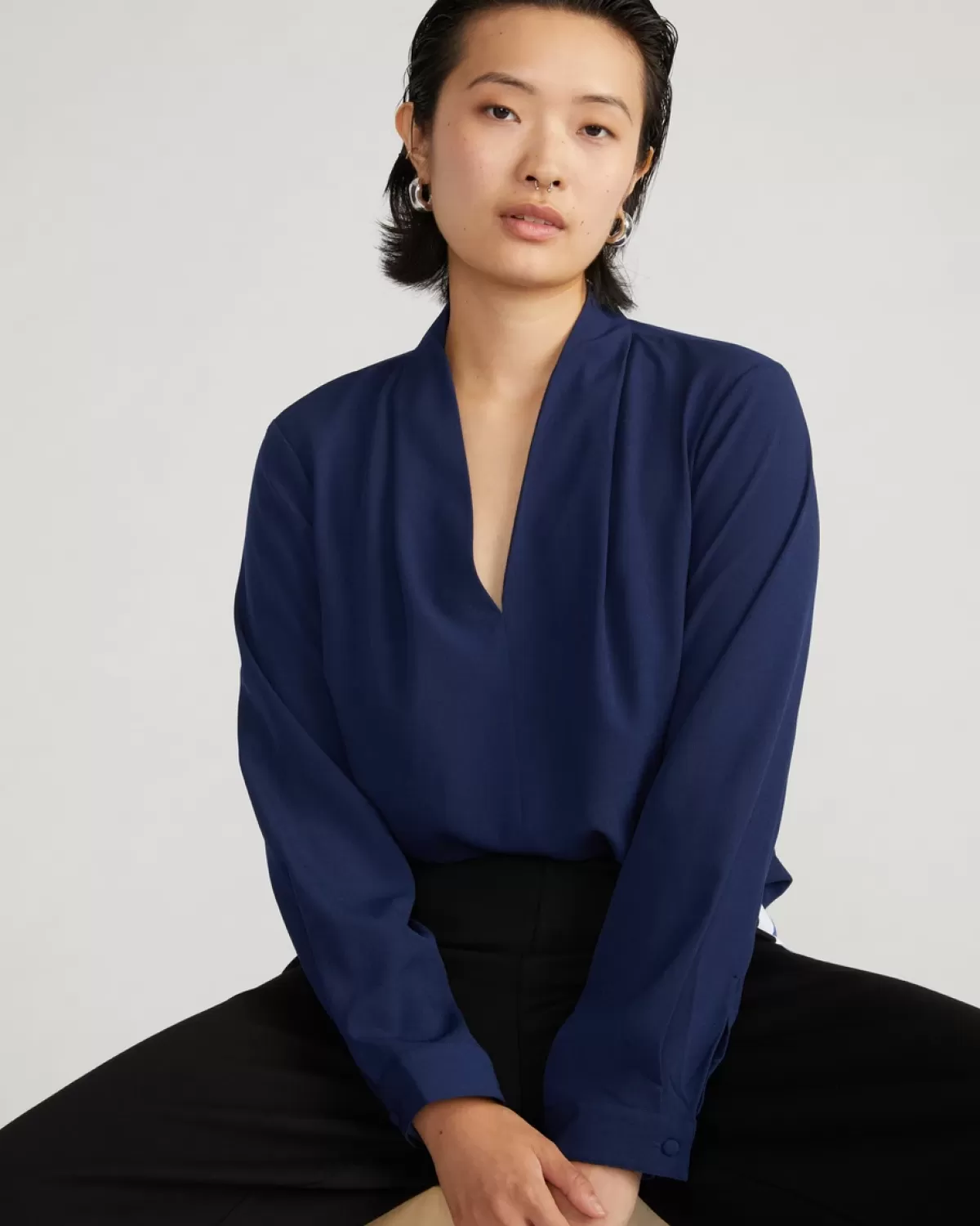 Better-Than-Silk Long Sleeve V-Neck Top>Universal Standard Hot