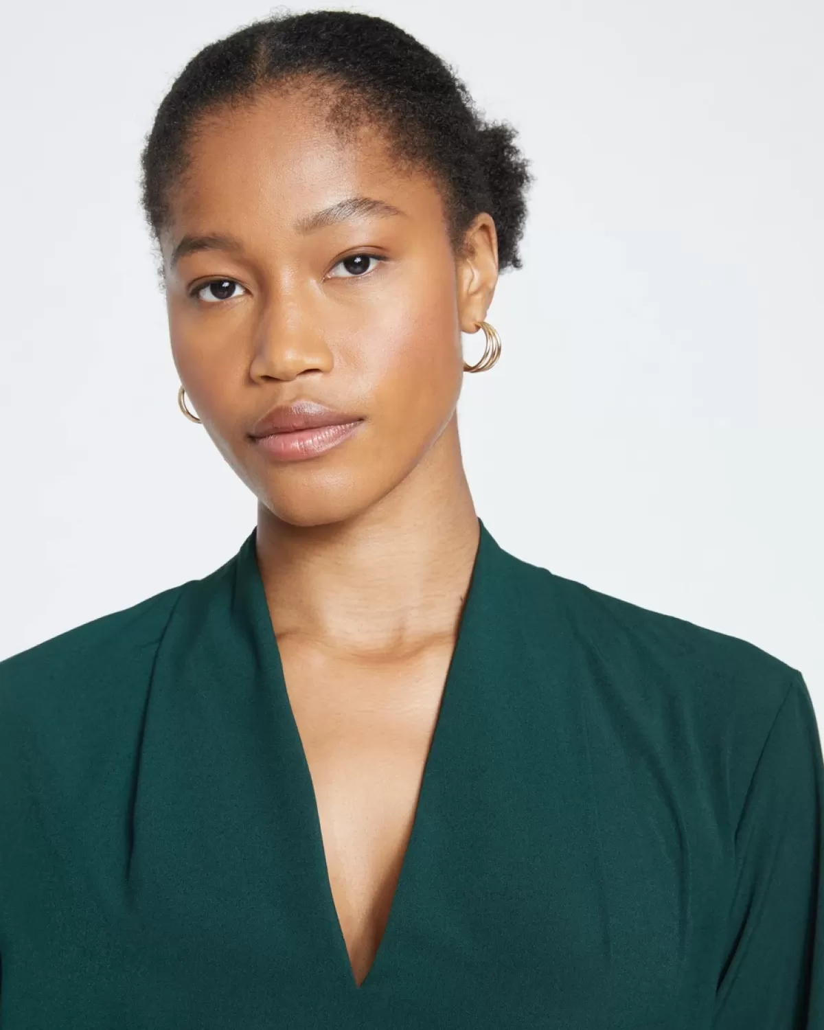 Better-Than-Silk Long Sleeve V-Neck Top>Universal Standard Fashion