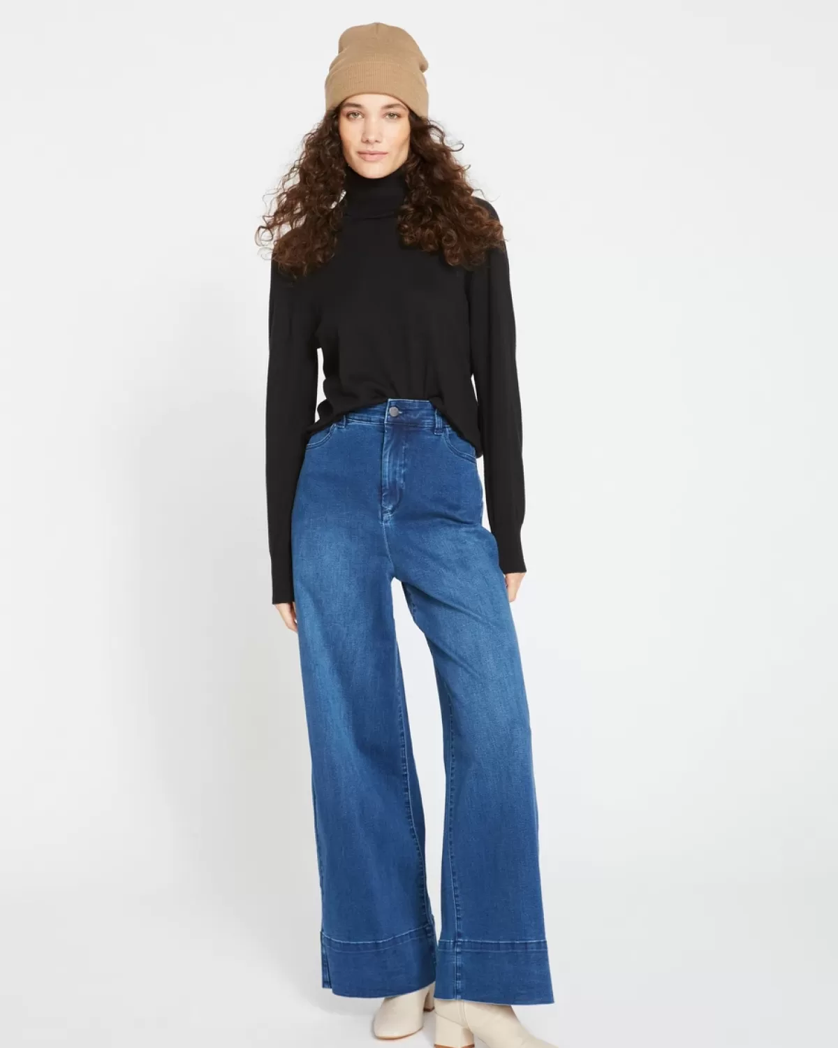 Carrie High Rise Wide Leg Jeans>Universal Standard Clearance