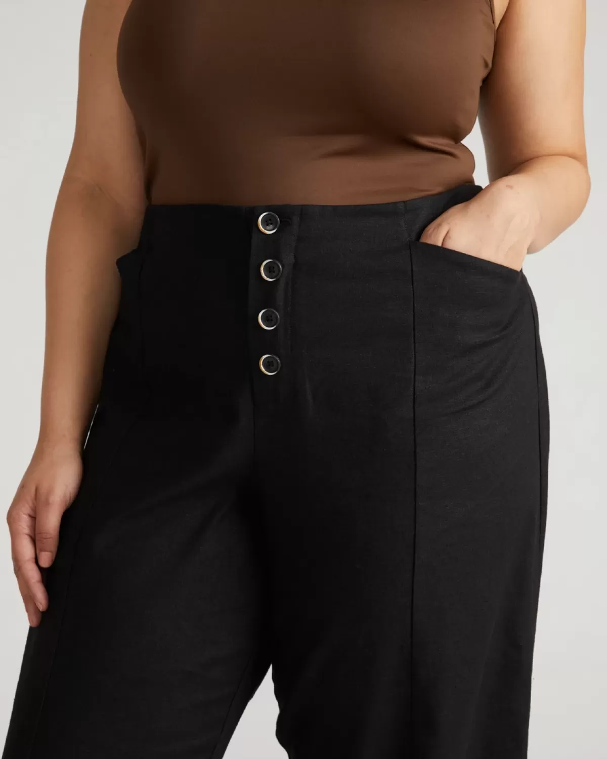 Coastal Linen Pants>Universal Standard Discount