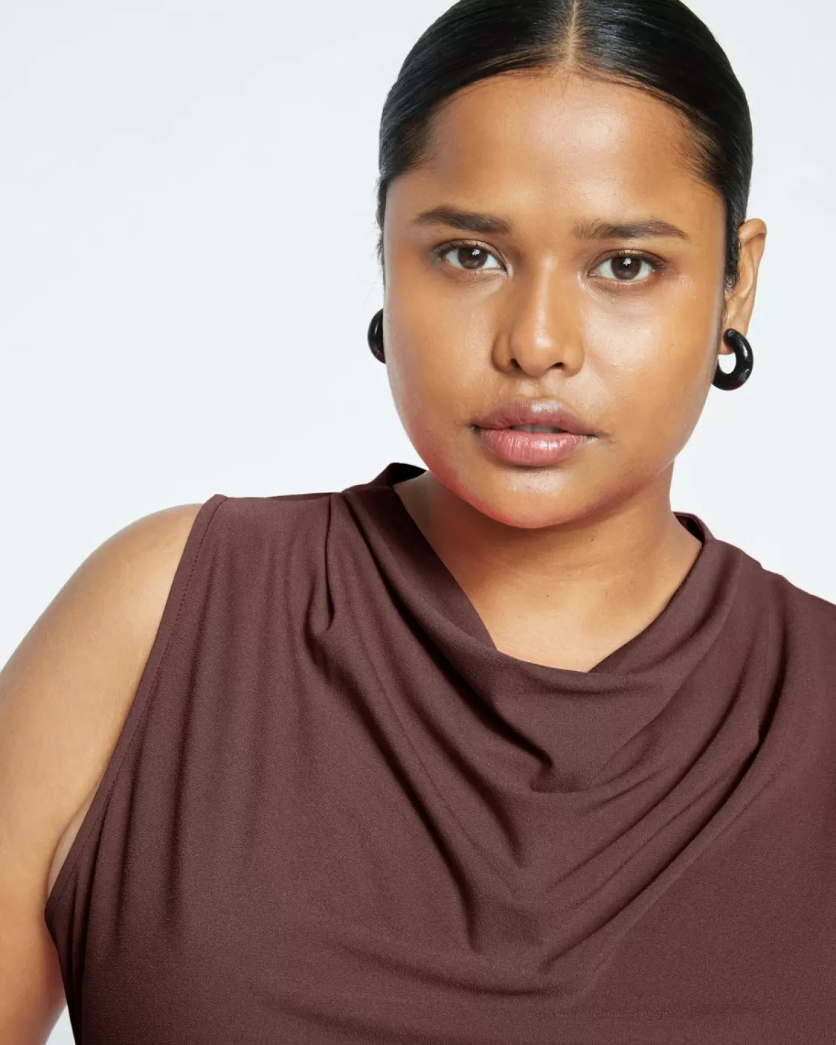 Crepe Jersey Cowl Tank Blouse>Universal Standard Fashion