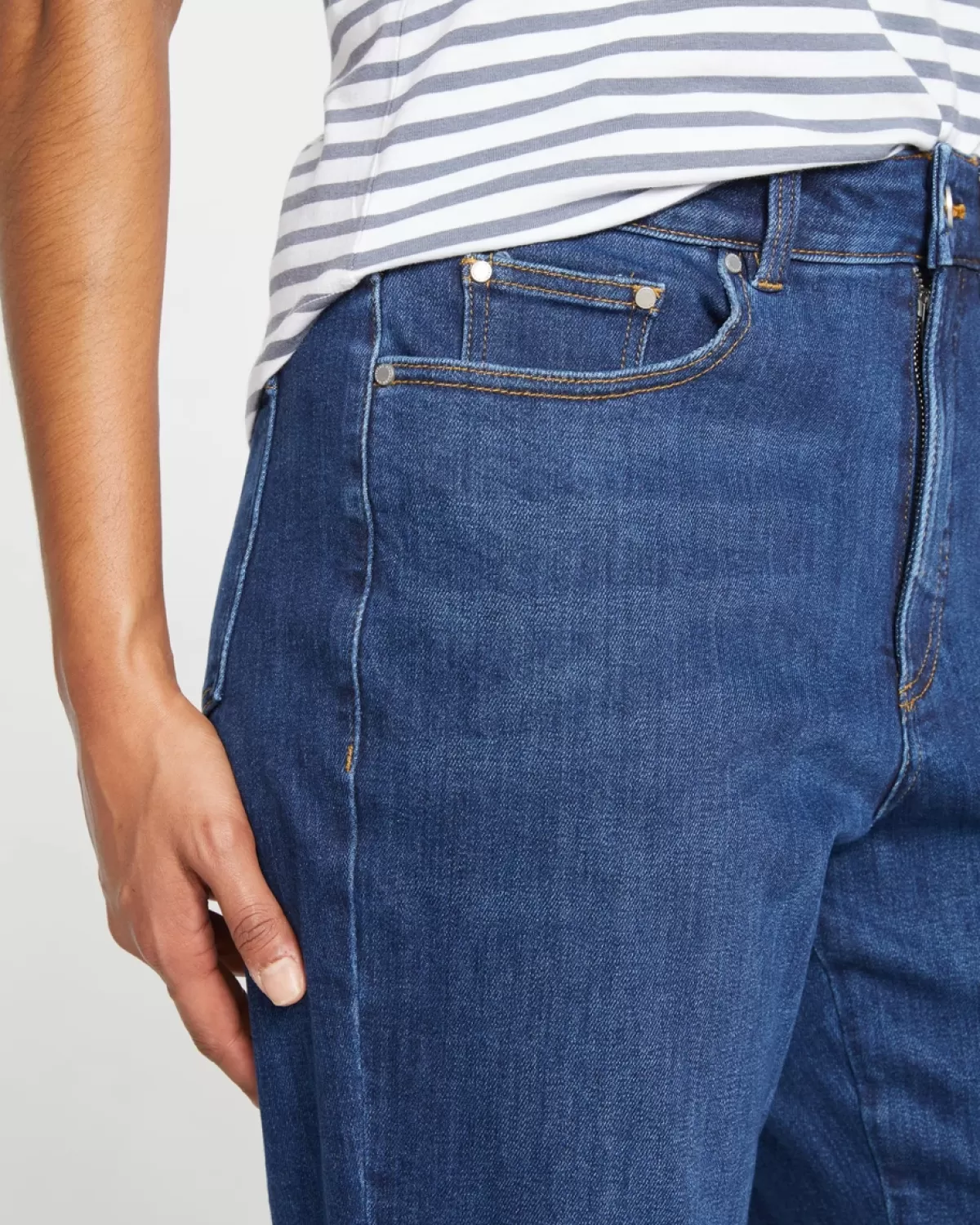Donna High Rise Curve Straight Leg Jeans 32 Inch>Universal Standard Discount