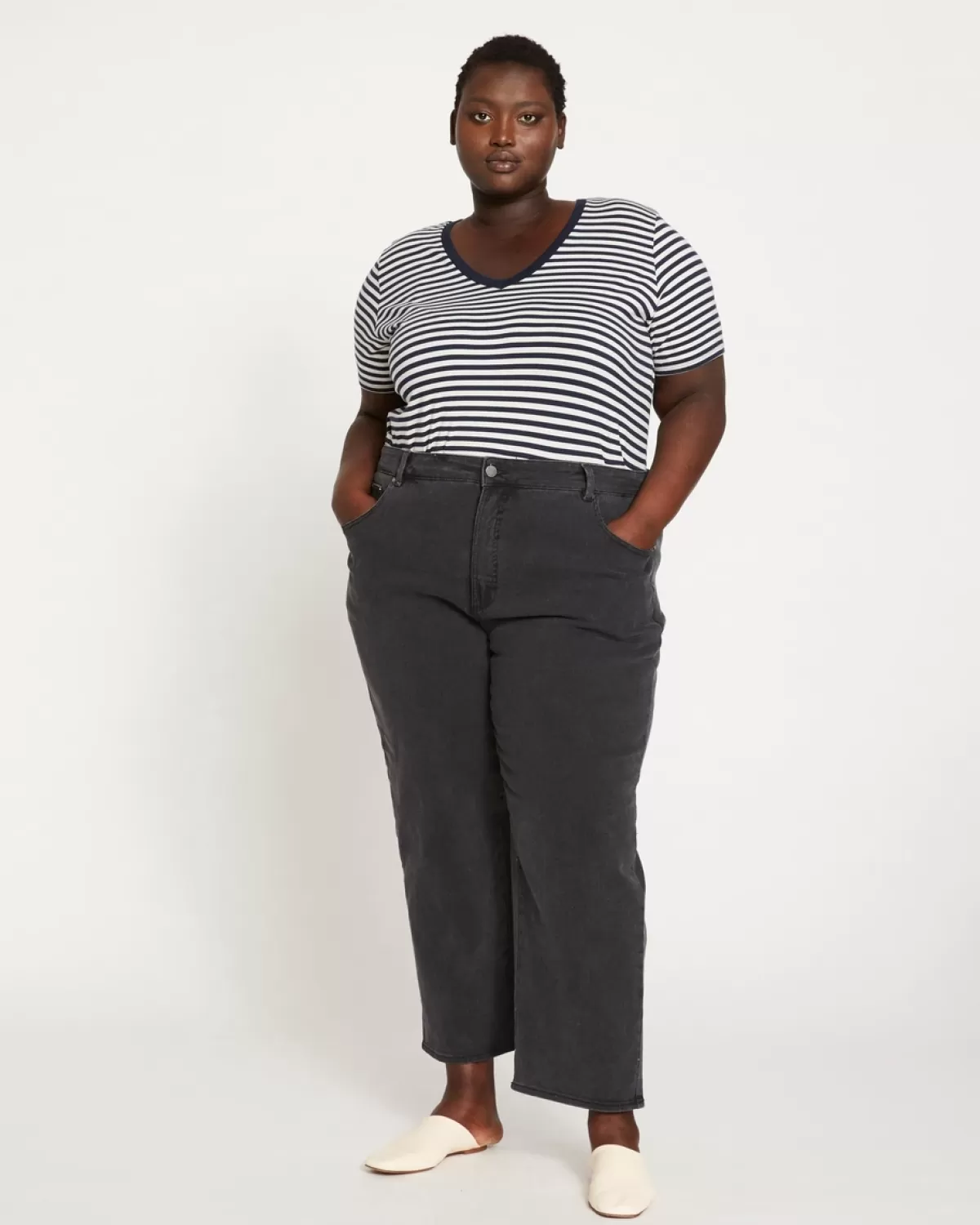 Etta High Rise Straight Leg Jeans 28 Inch>Universal Standard Clearance