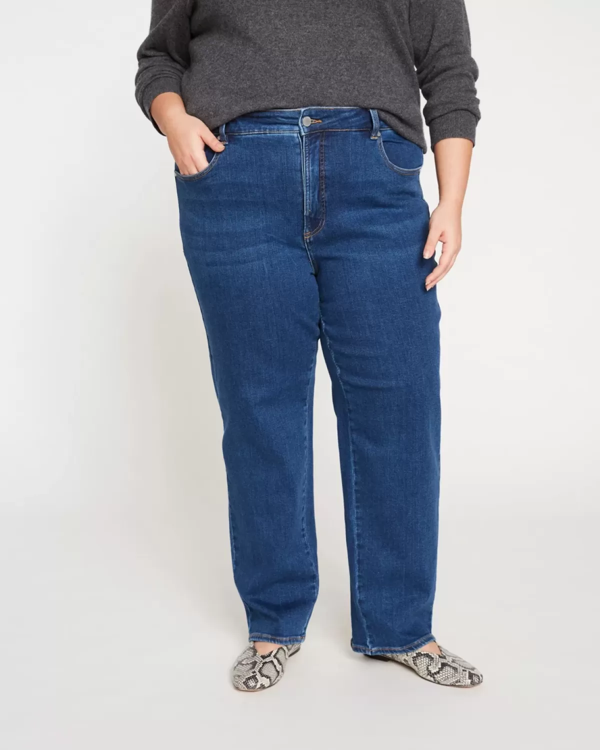 Etta High Rise Straight Leg Jeans 31 Inch>Universal Standard Best