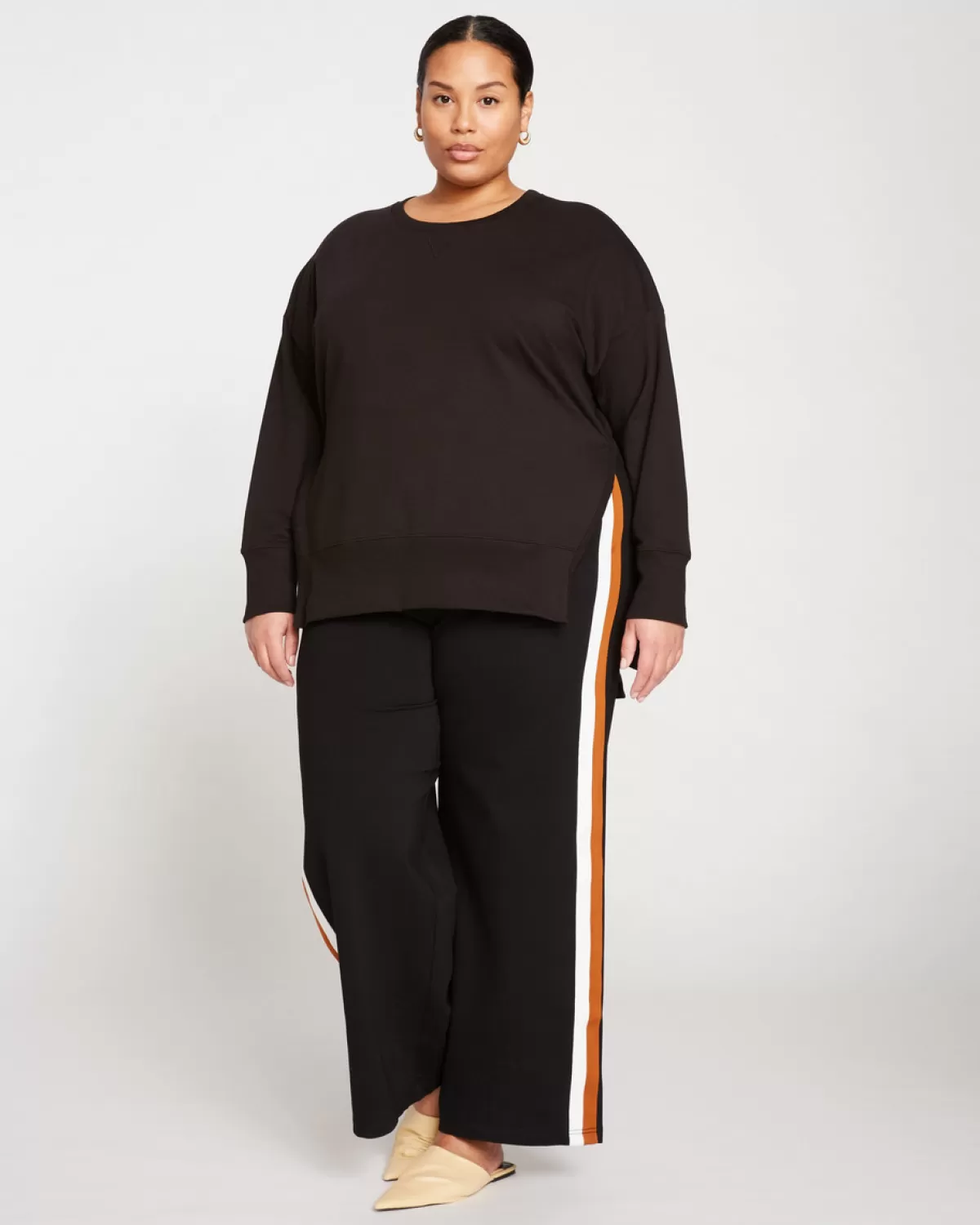 Fiona Side Slit Sweatshirt>Universal Standard New