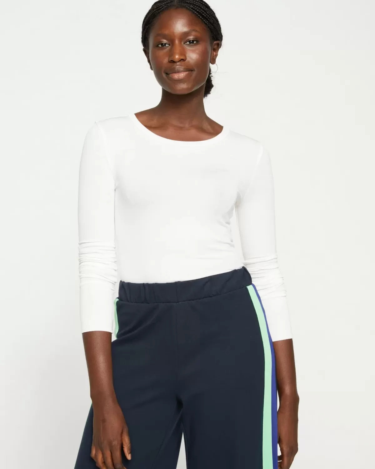 Foundation Long Sleeve Crew Neck Tee>Universal Standard Fashion