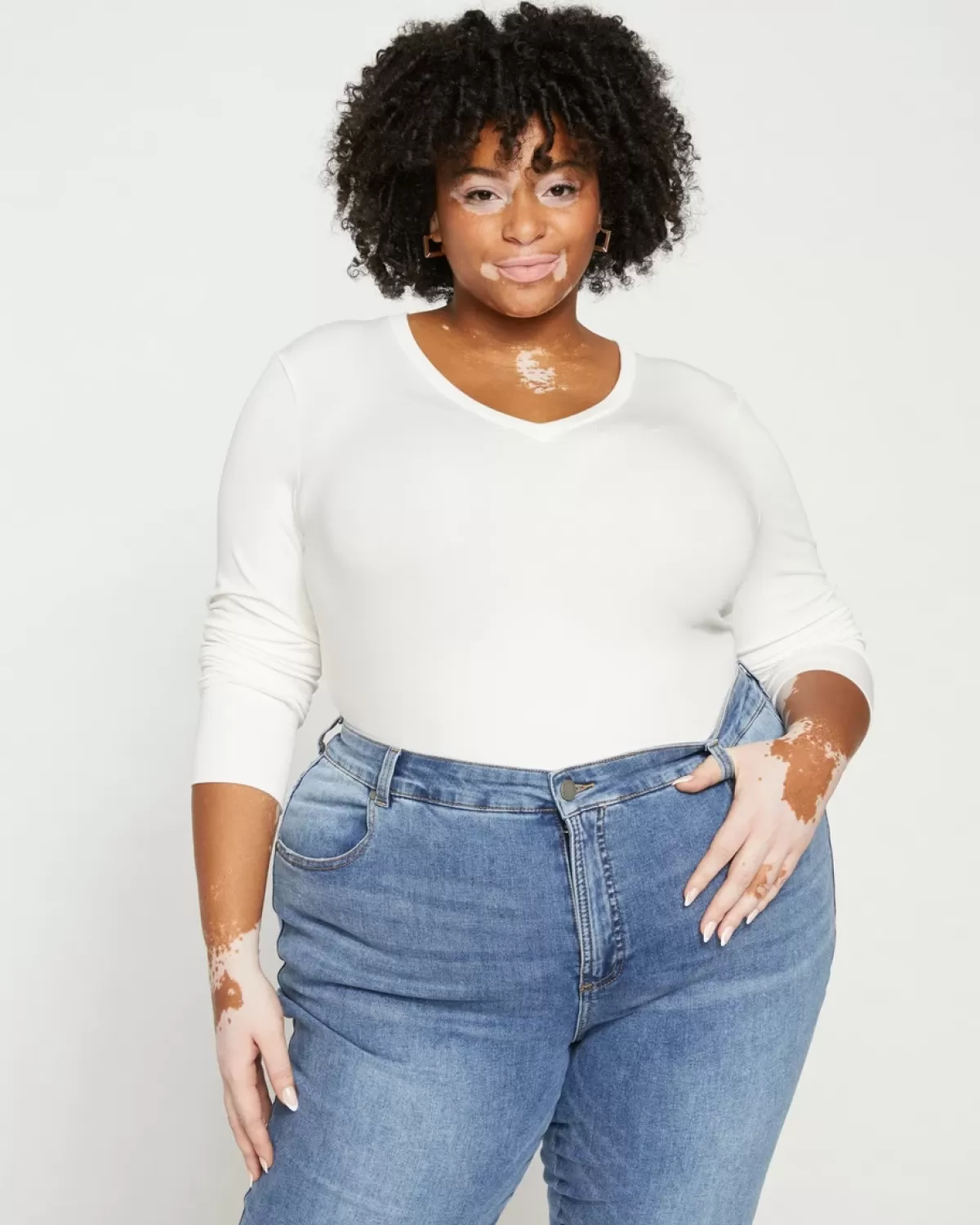 Foundation Long Sleeve V-Neck Tee>Universal Standard Best Sale