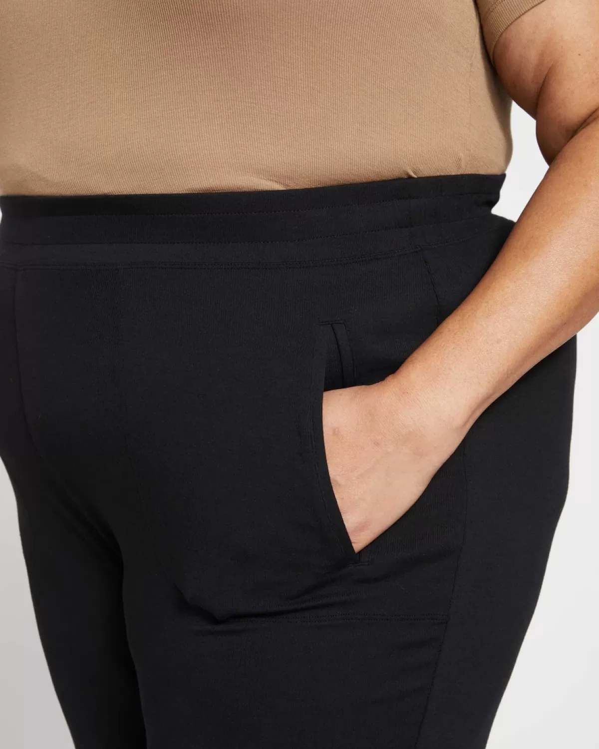 Foundation Mola Pant>Universal Standard Fashion