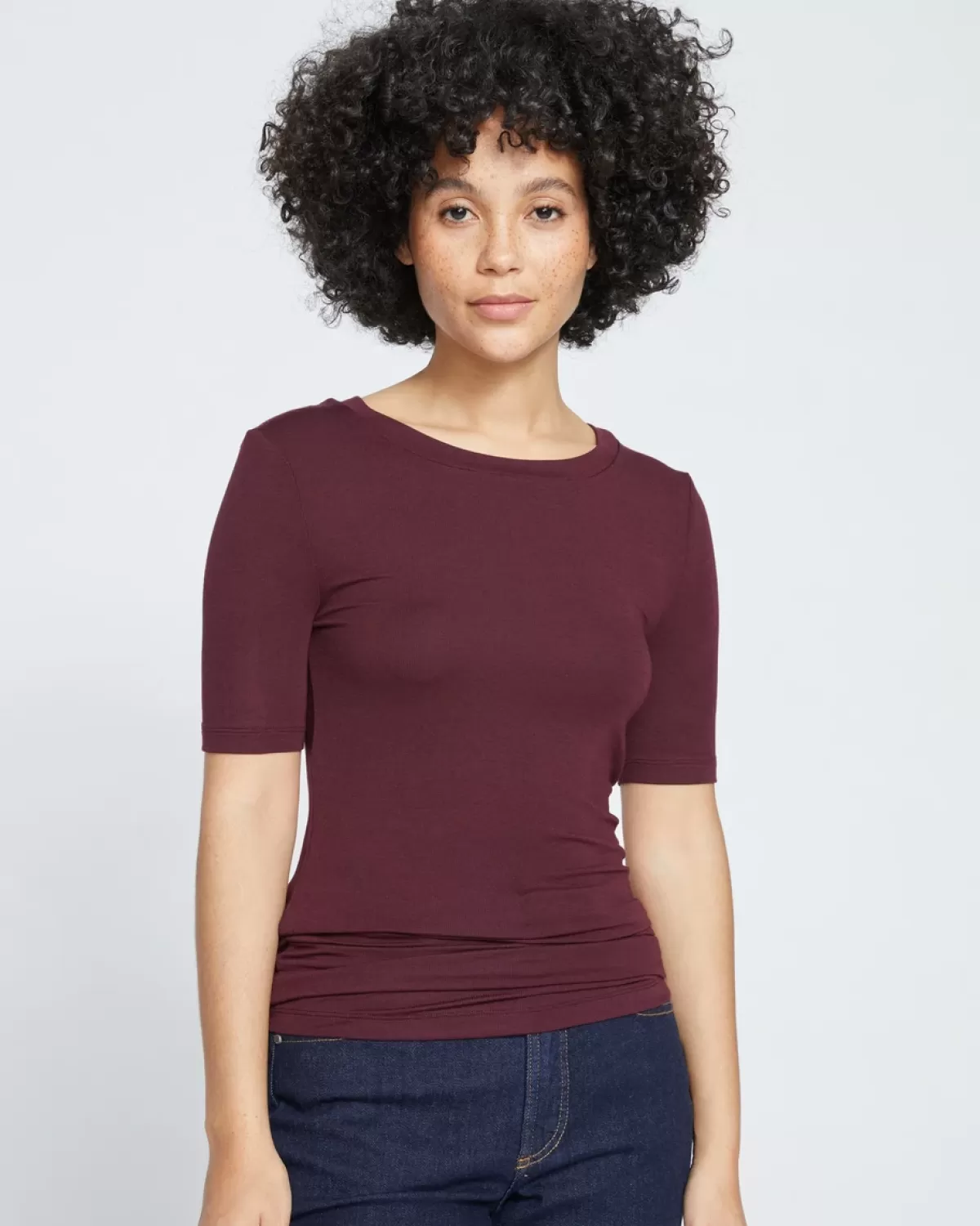 Foundation Short Sleeve Crew Neck Tee>Universal Standard Best
