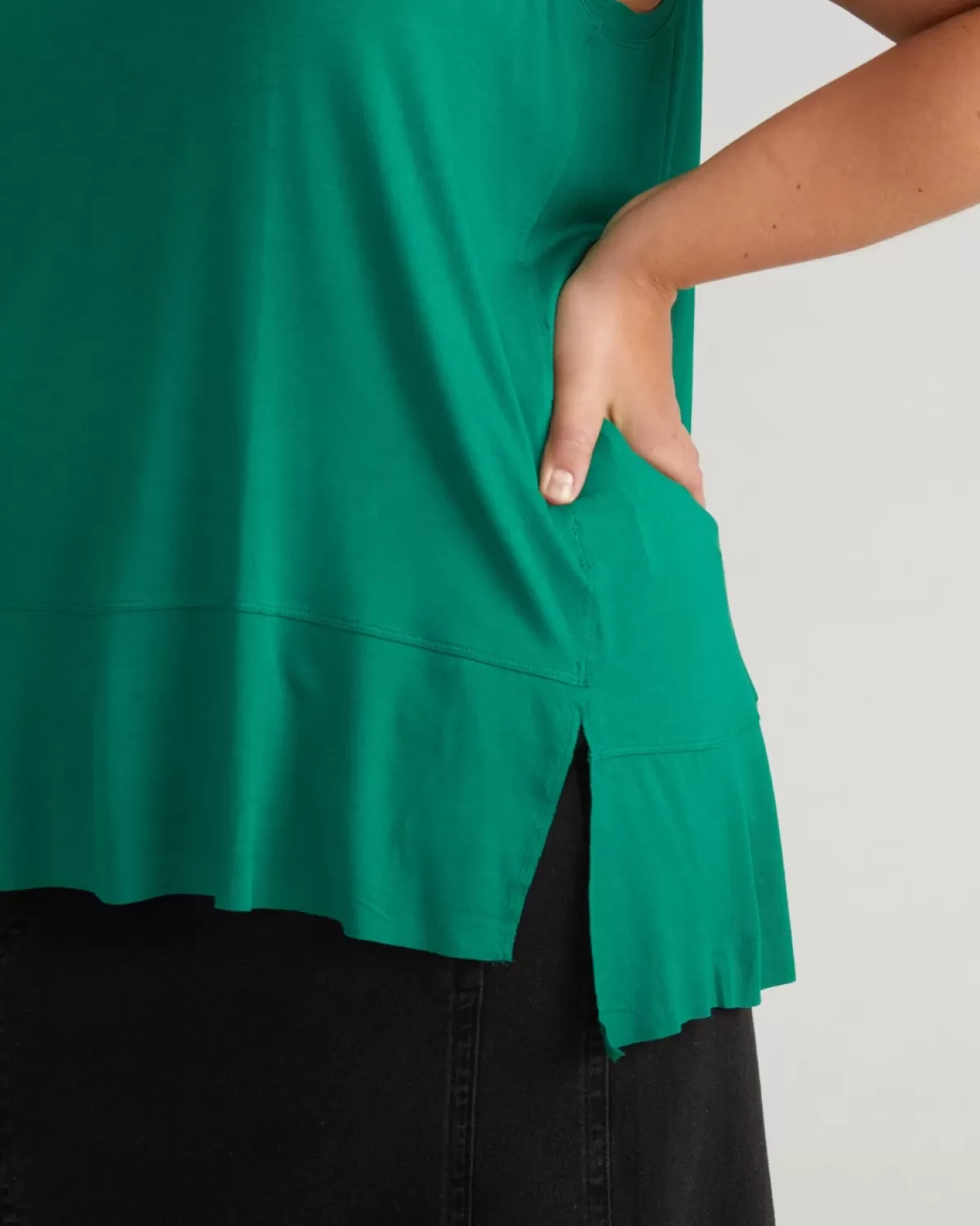 Hudson Liquid Jersey Tank>Universal Standard Shop