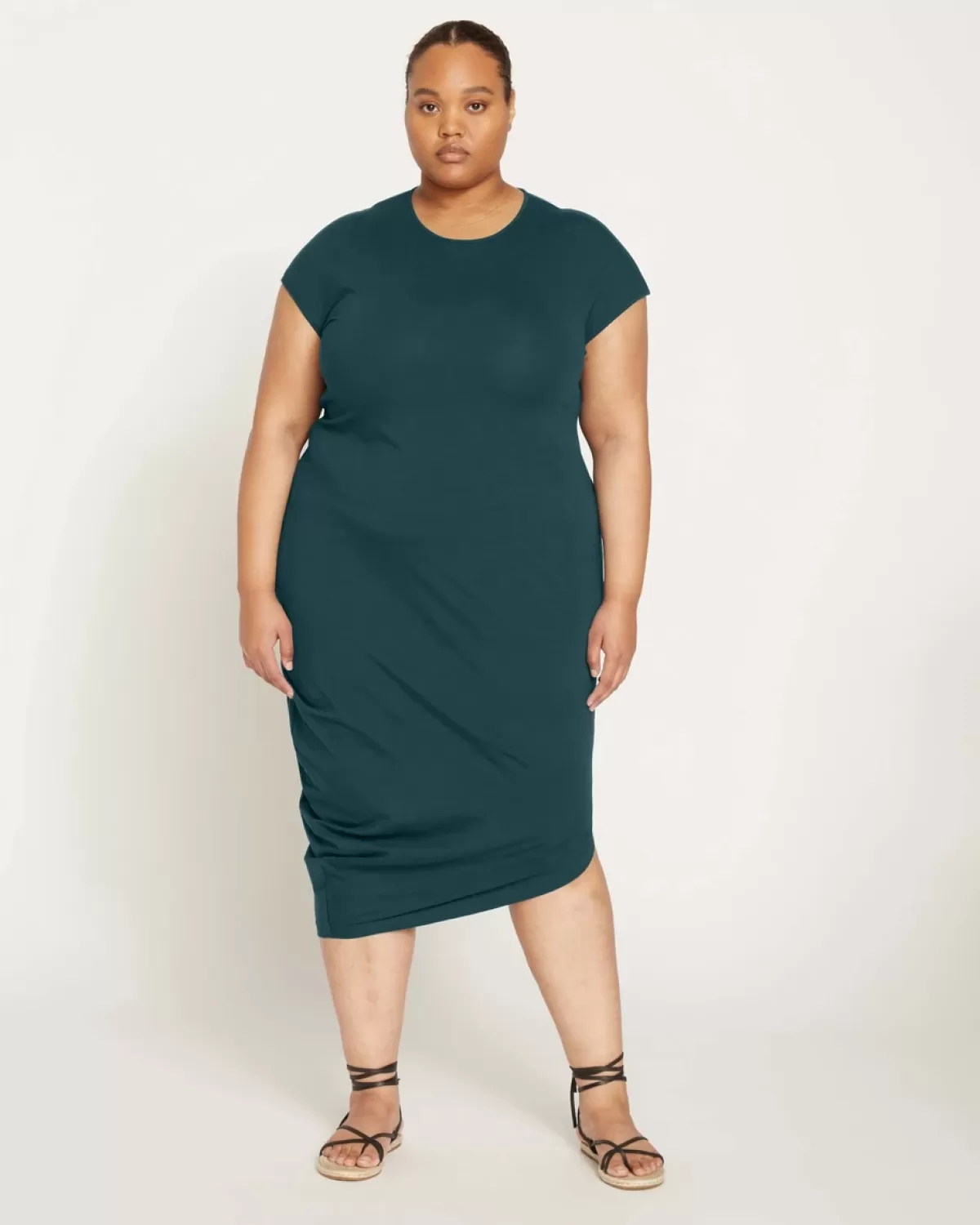 Iconic Geneva Dress>Universal Standard Best