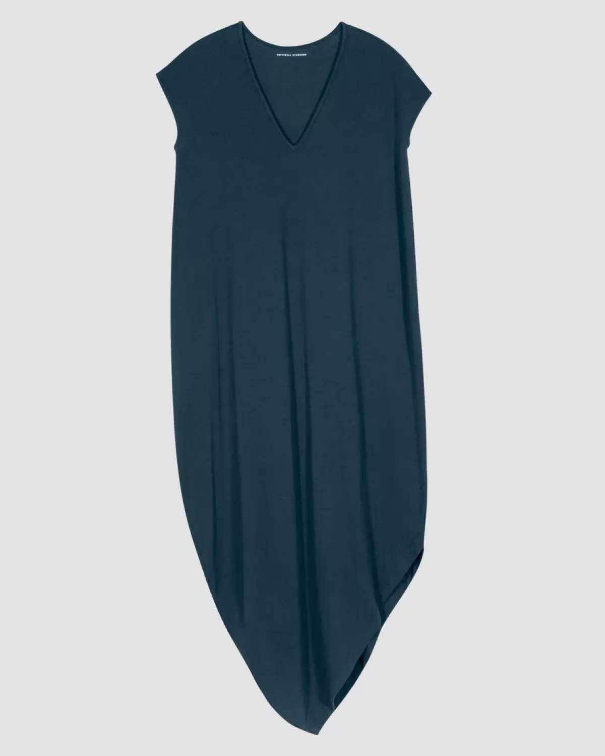 Iconic Geneva V-Neck Dress>Universal Standard Hot