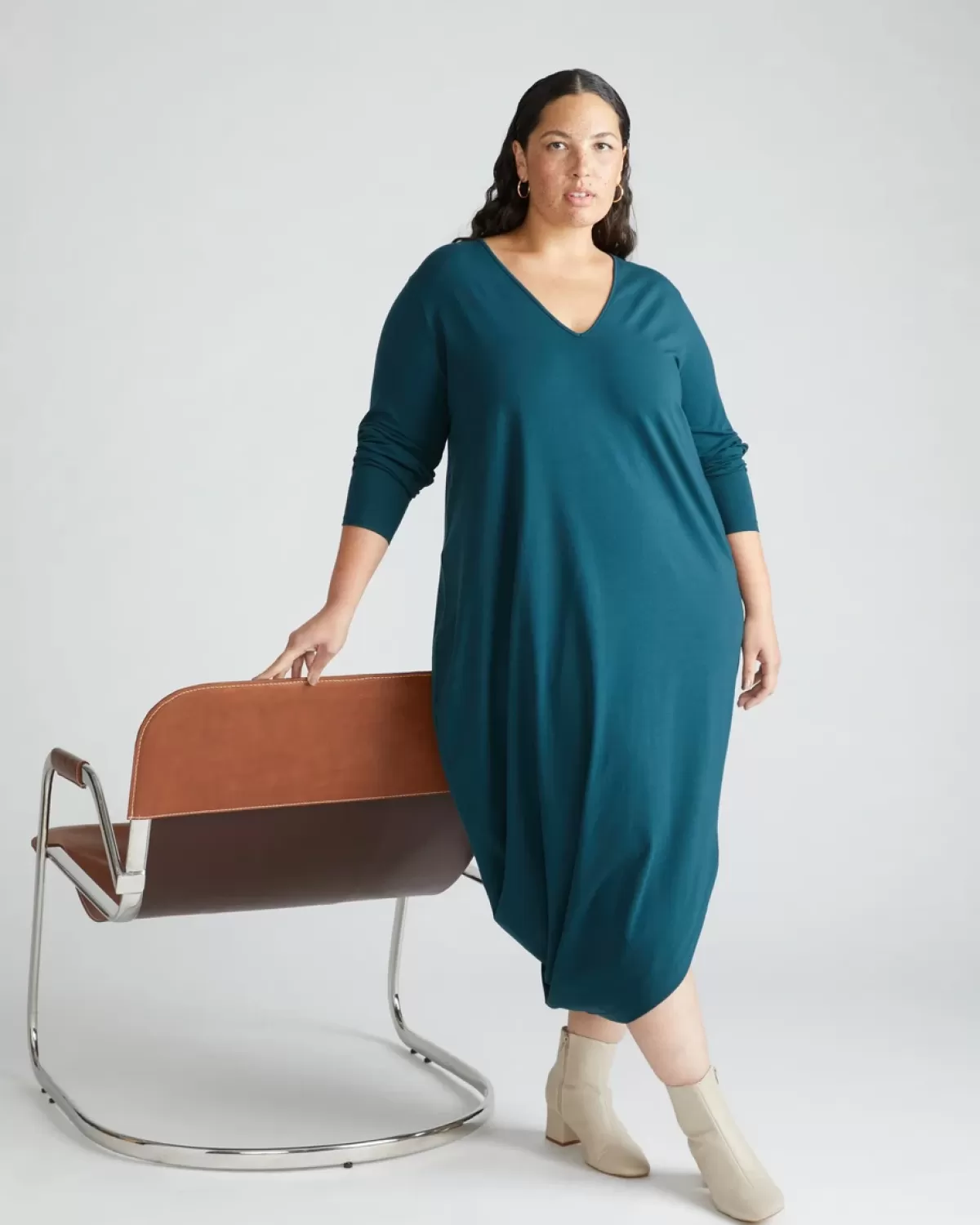Iconic Long Sleeve V-Neck Geneva Dress>Universal Standard Hot