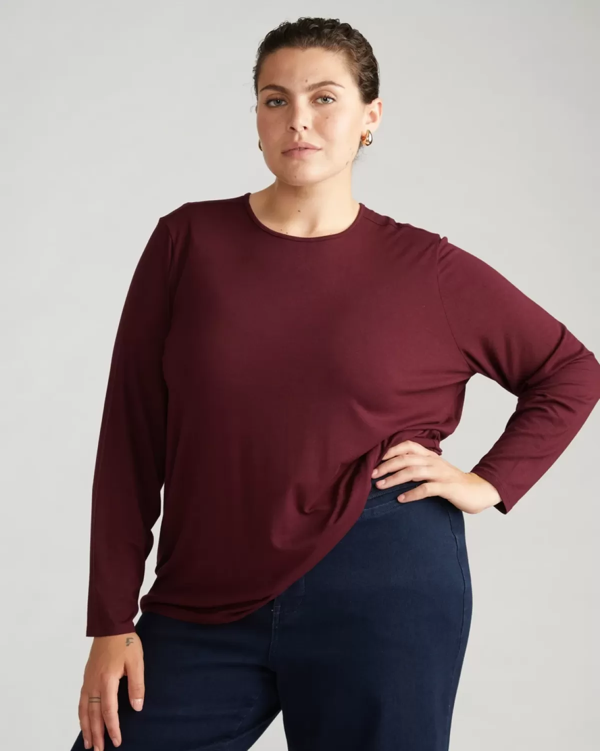 Joan Liquid Jersey Long Sleeve Top>Universal Standard Cheap