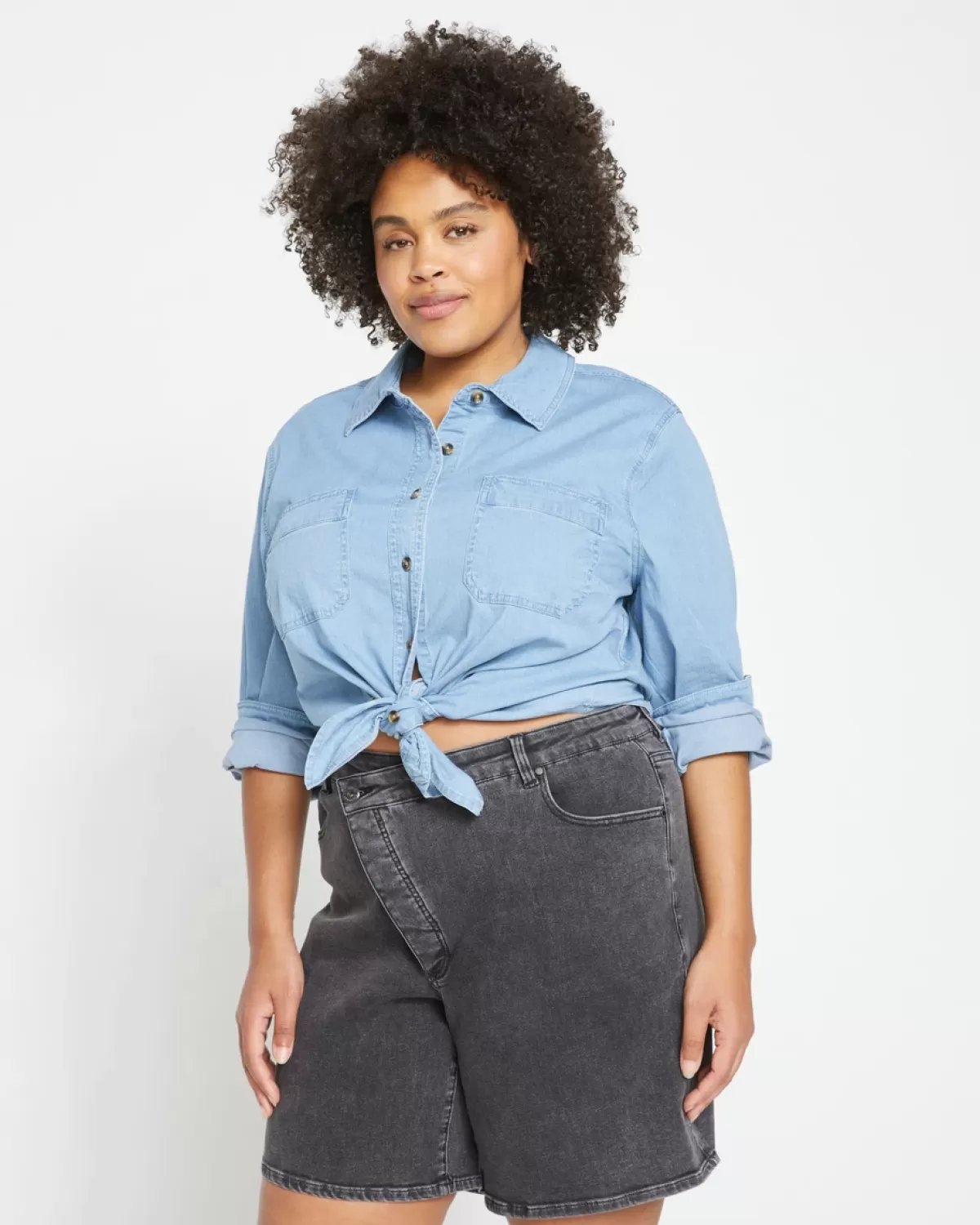 Katie High Rise Crossover Denim Shorts>Universal Standard Sale