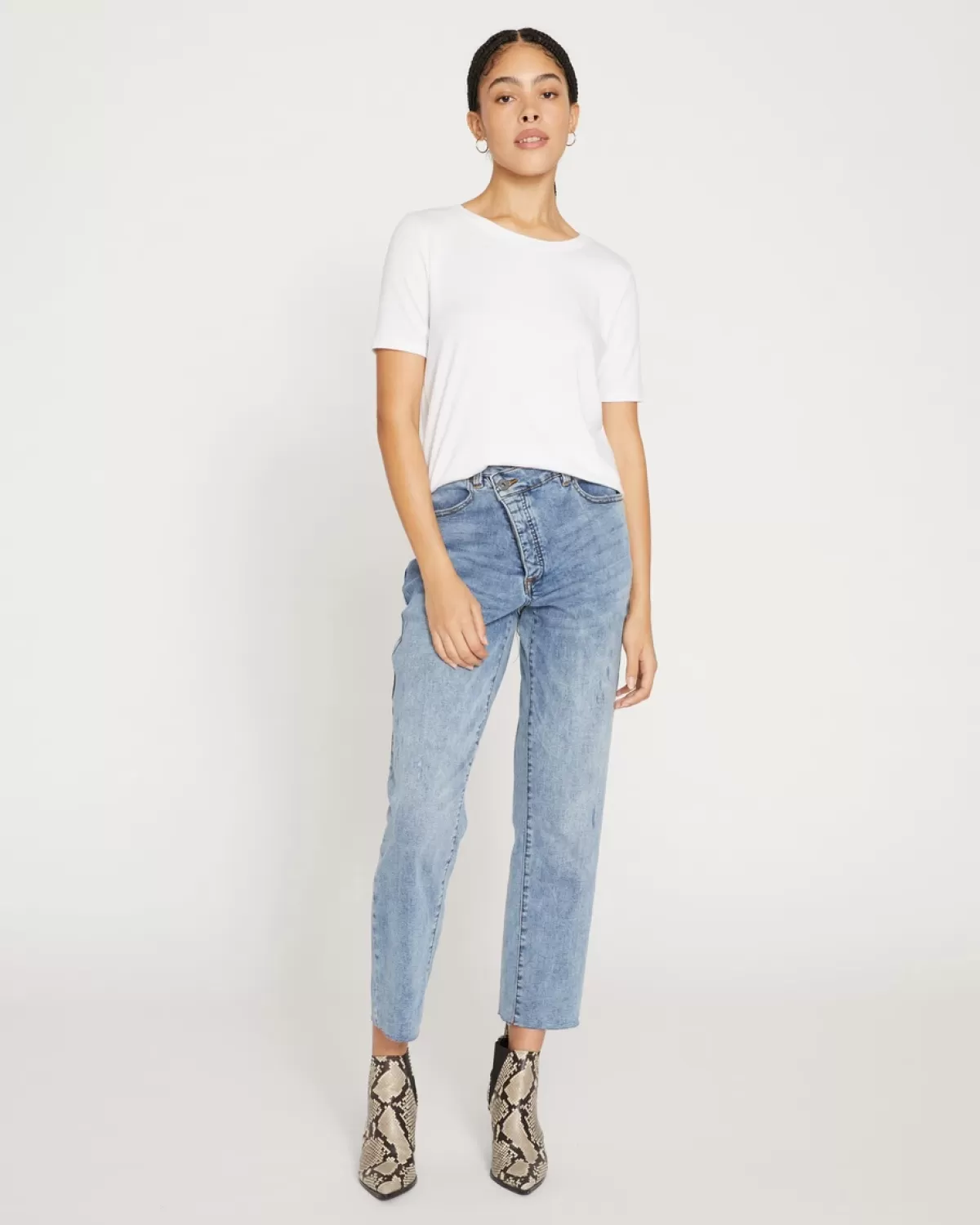 Katie High Rise Crossover Jeans>Universal Standard Sale