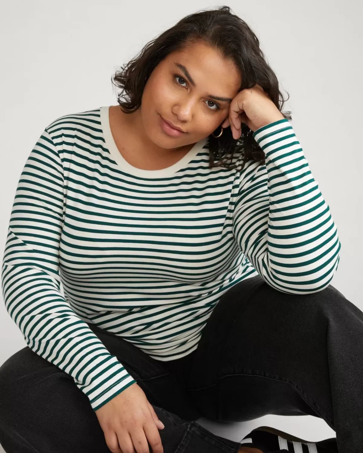 Long Sleeve Tee Rex>Universal Standard Hot