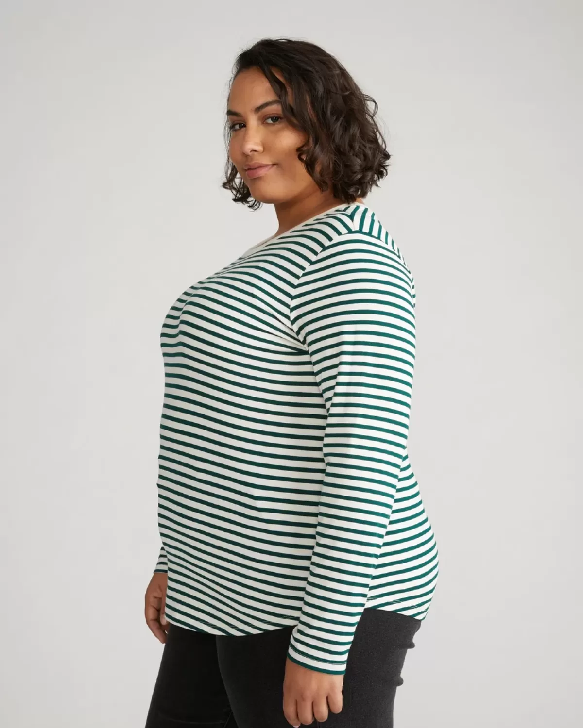 Long Sleeve Tee Rex>Universal Standard Hot