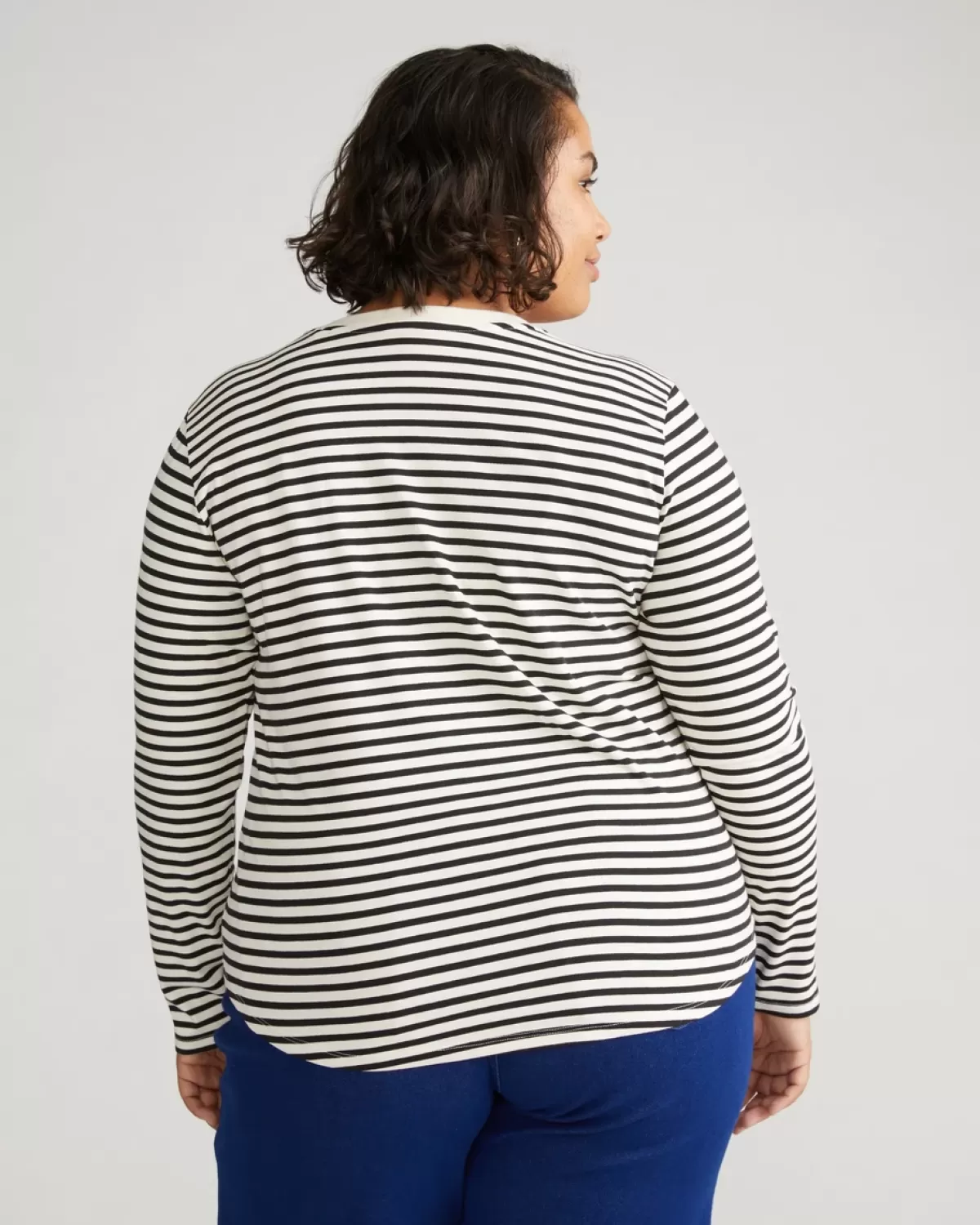 Long Sleeve V Rex>Universal Standard Online
