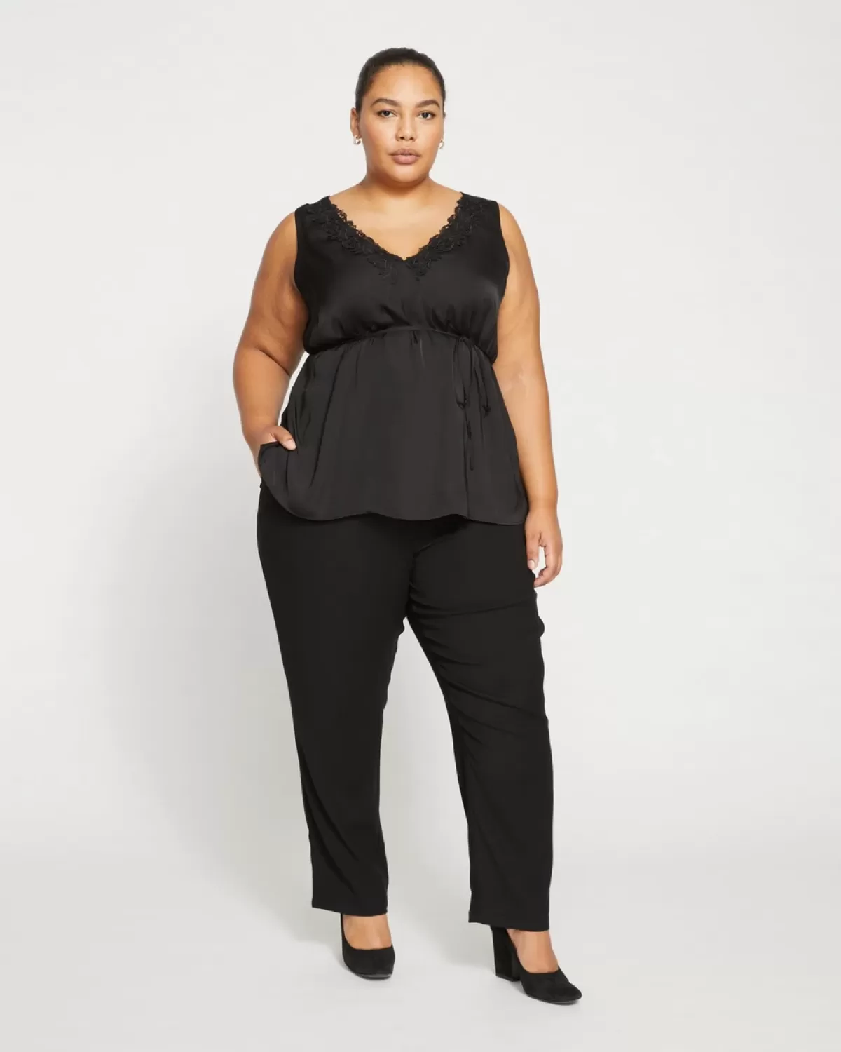 Meg Double Luxe Cigarette Pants>Universal Standard Flash Sale