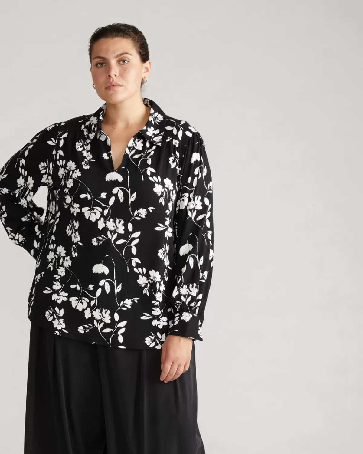 Moore Liquid Jersey Blouse>Universal Standard Sale