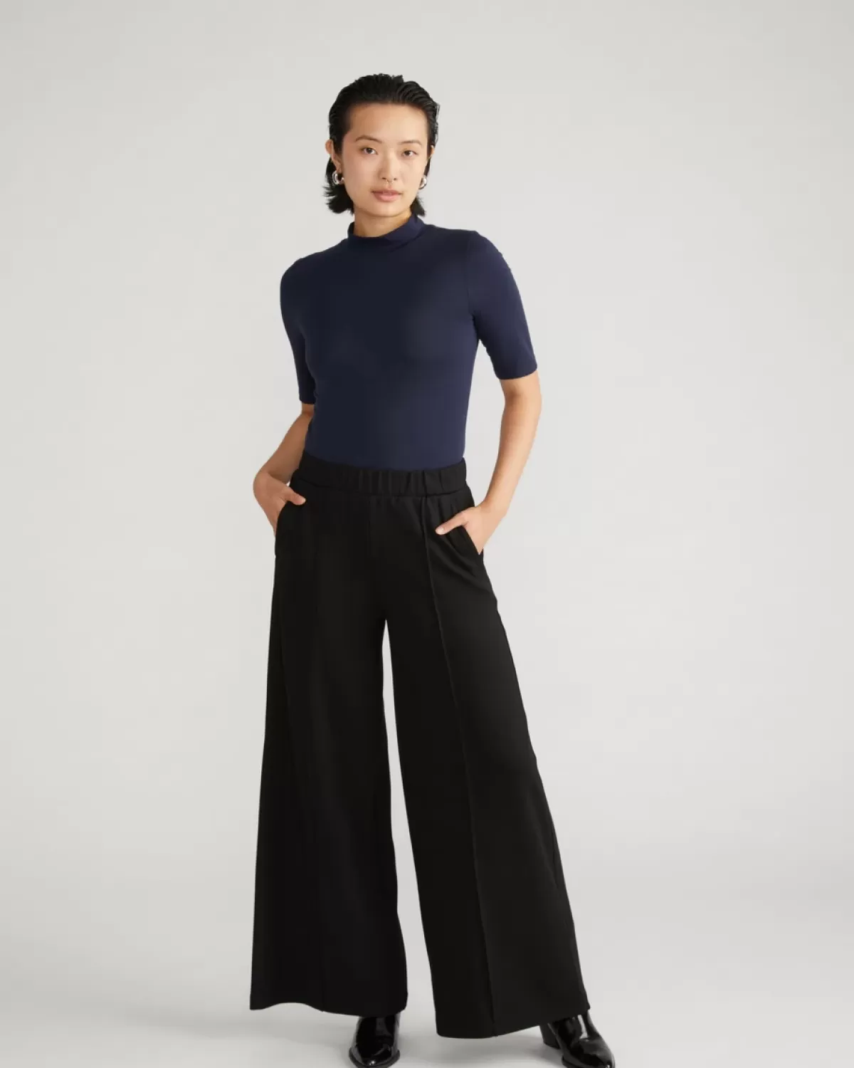 Pam Pintuck Wide Leg Ponte Pants>Universal Standard Shop