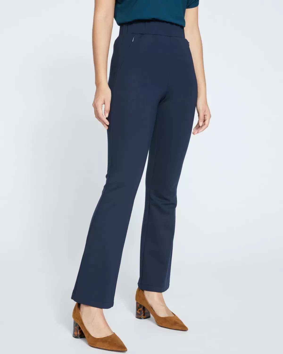 Pull On Bootcut Ponte Pants>Universal Standard New