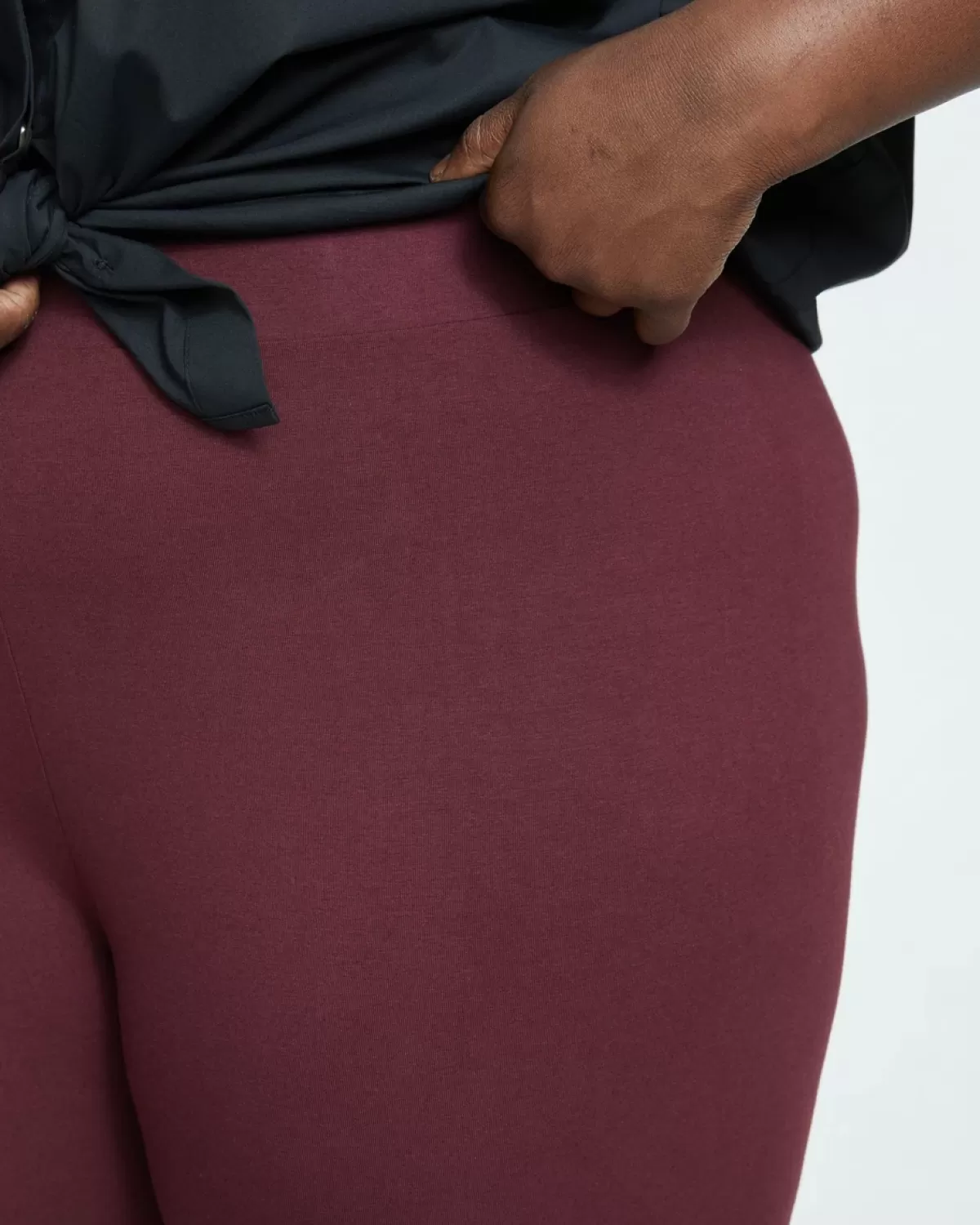 Roya Cropped Leggings 23 Inch>Universal Standard Cheap