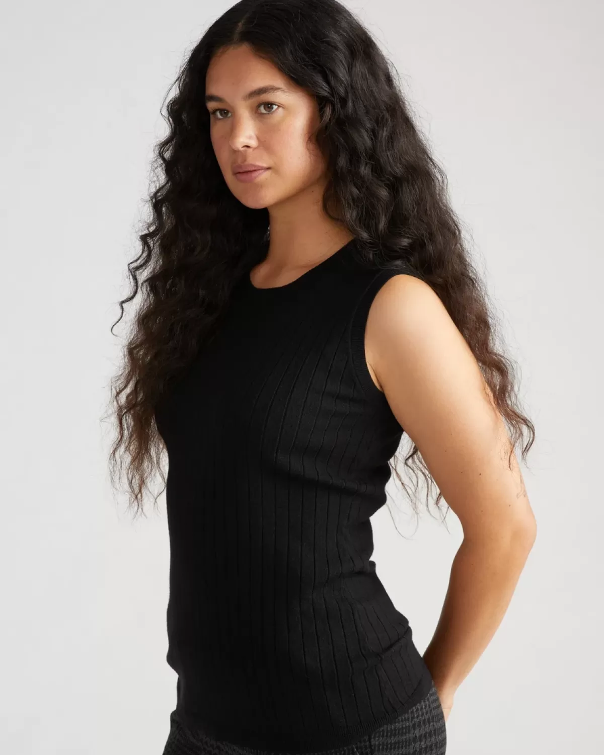 Savvy Fine Knit Sweater Shell>Universal Standard Best Sale
