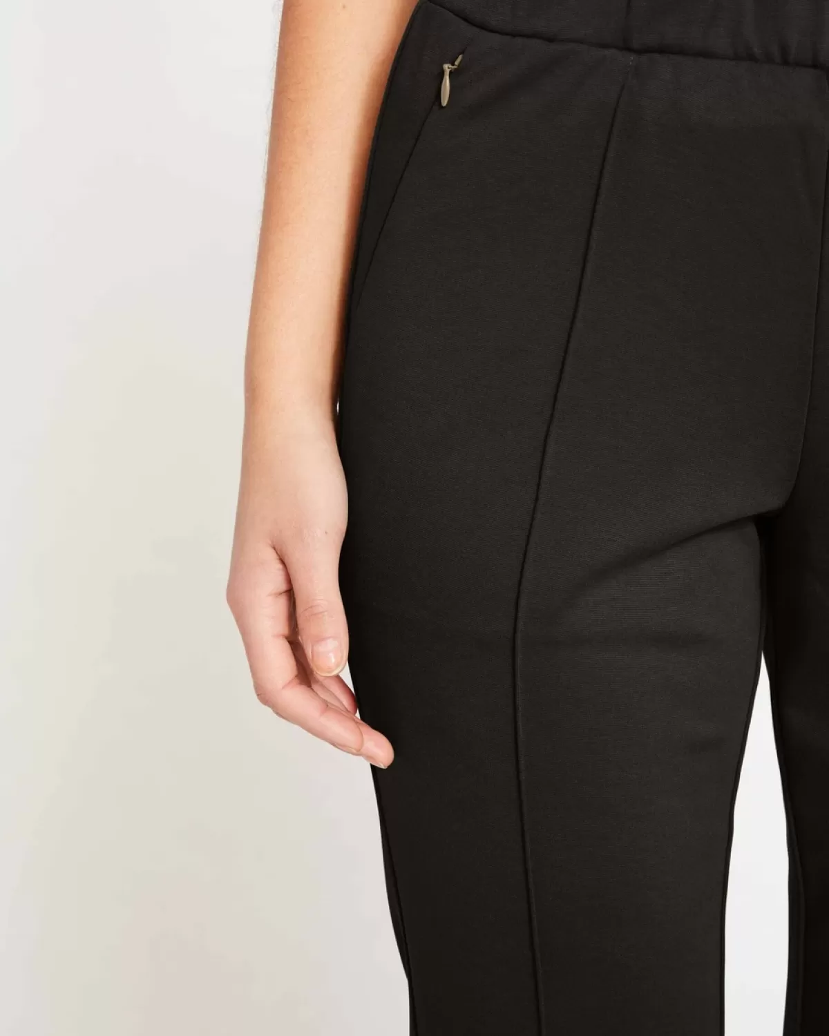 Skinny Pintuck Ponte Pants 28 Inch>Universal Standard Best
