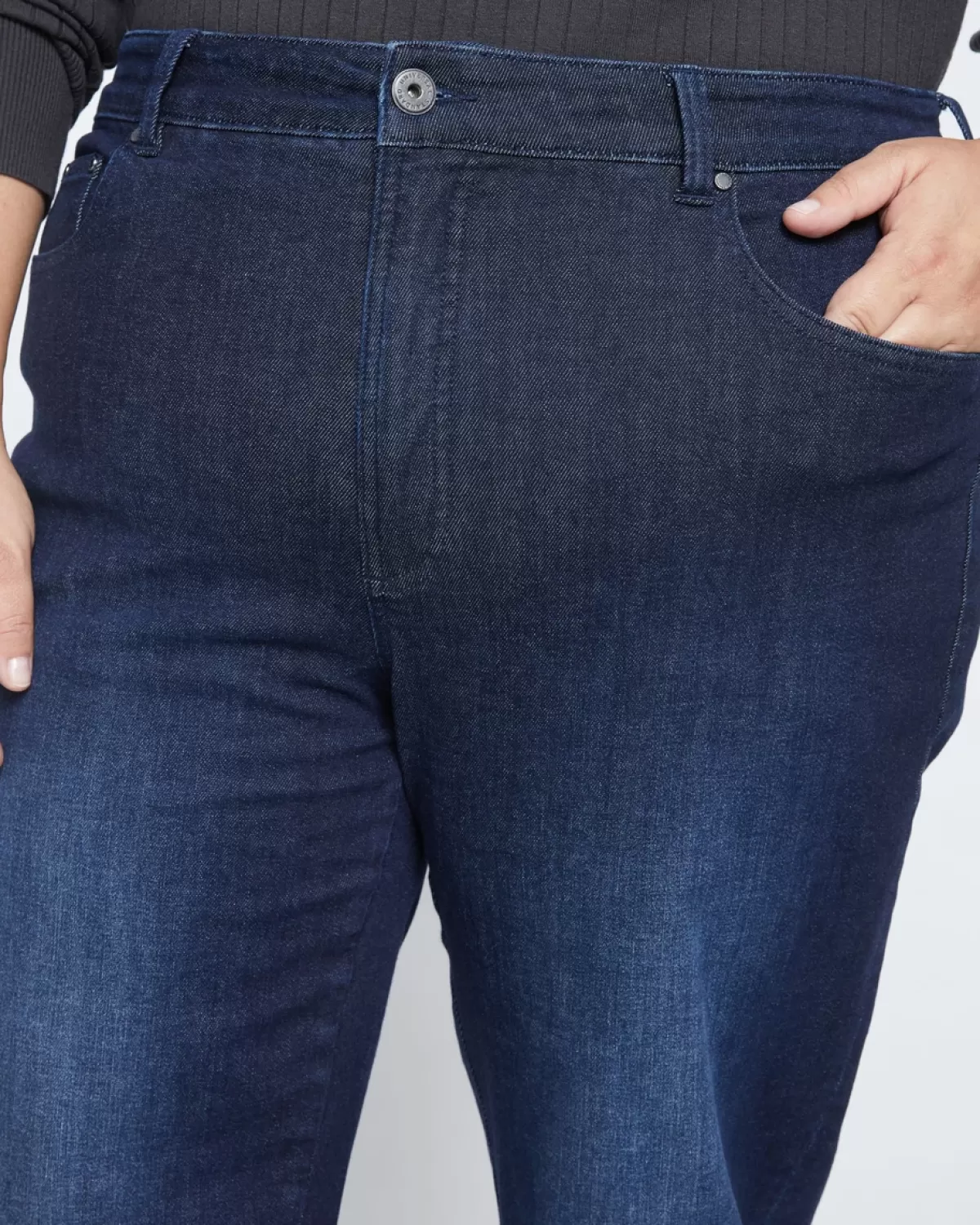 Stevie High Rise Cuffed Straight Leg Jeans>Universal Standard Hot
