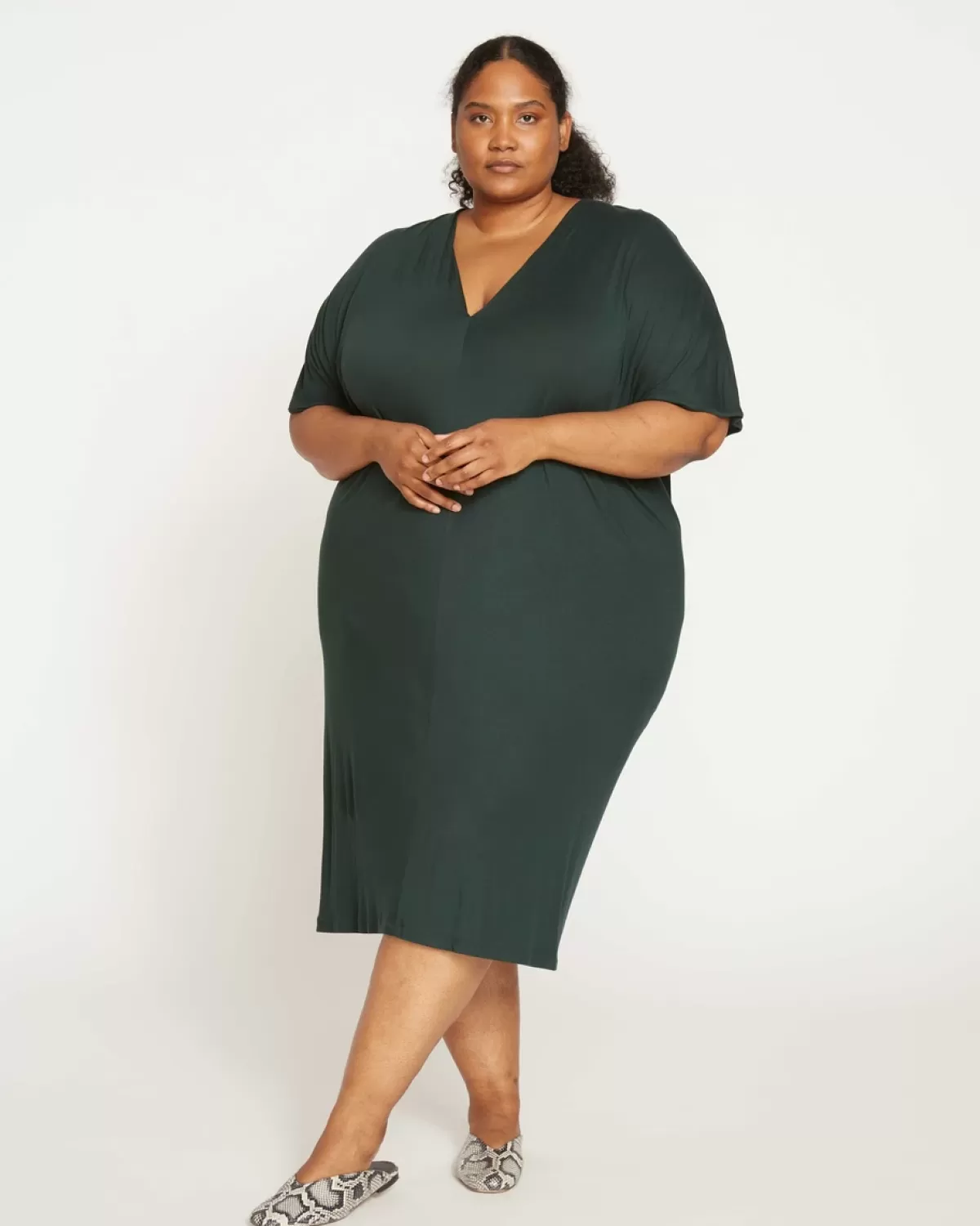 Teresa Liquid Jersey V-Neck Dress>Universal Standard Fashion