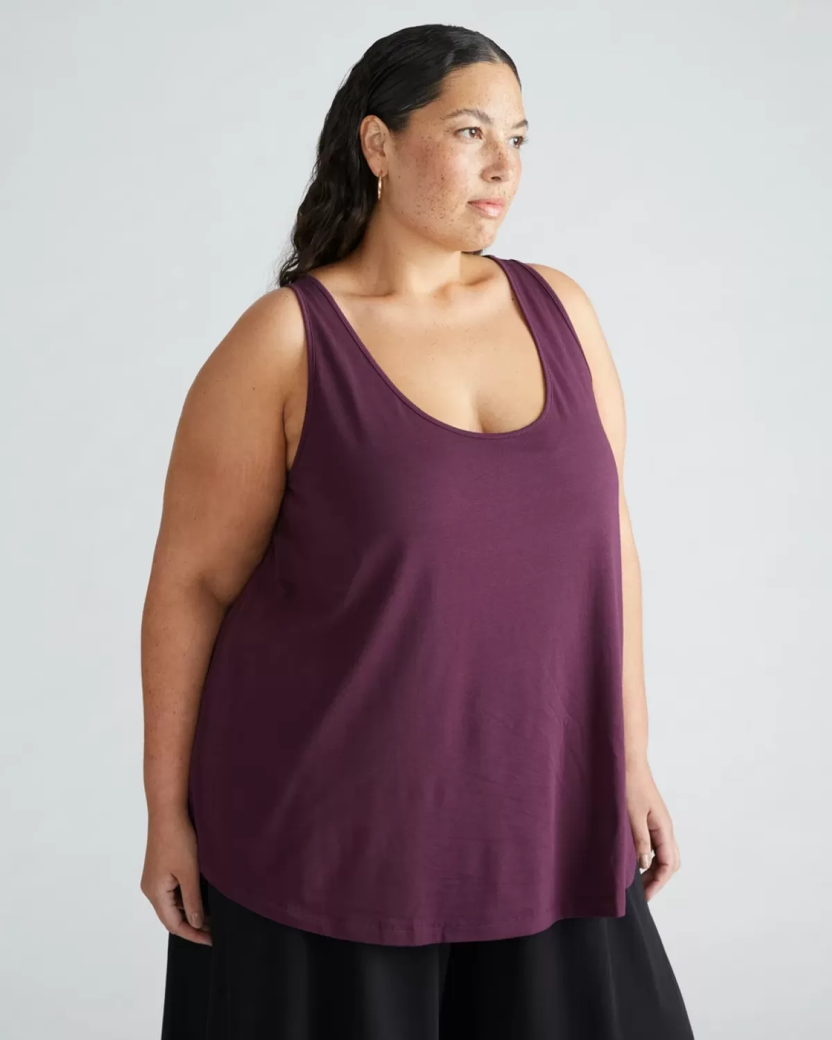 Trisha Lounge Tank>Universal Standard Hot