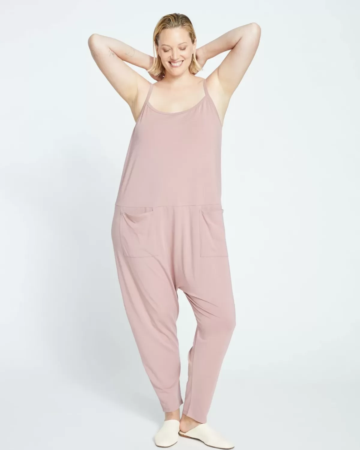 UltimateS Jackson Sleeveless Jumpsuit>Universal Standard Shop